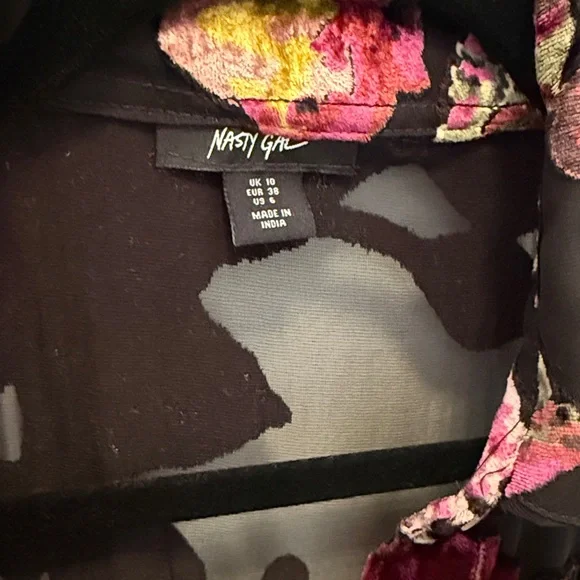 Nasty Gal Devore Oversized Sheer Floral Shirt Dress - Picture 13 of 14
